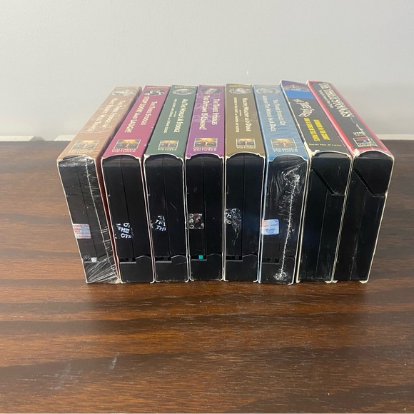 The Three Stooges - 8 Pack (VHS, Tape Set) - Picture 4 of 4